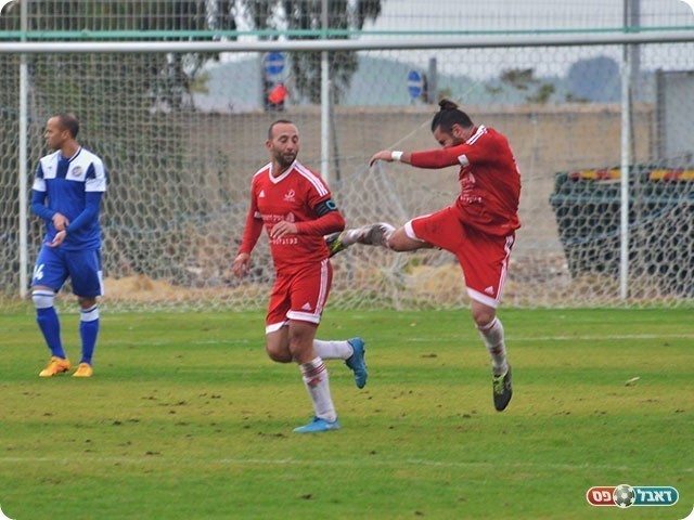 ואיל חרבוואי מפרגן לדראוושה (אבי רביבו)
